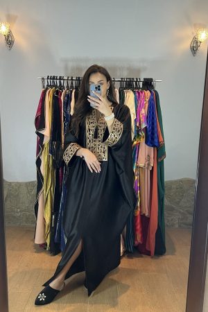 Robe en Calligraphie arabe